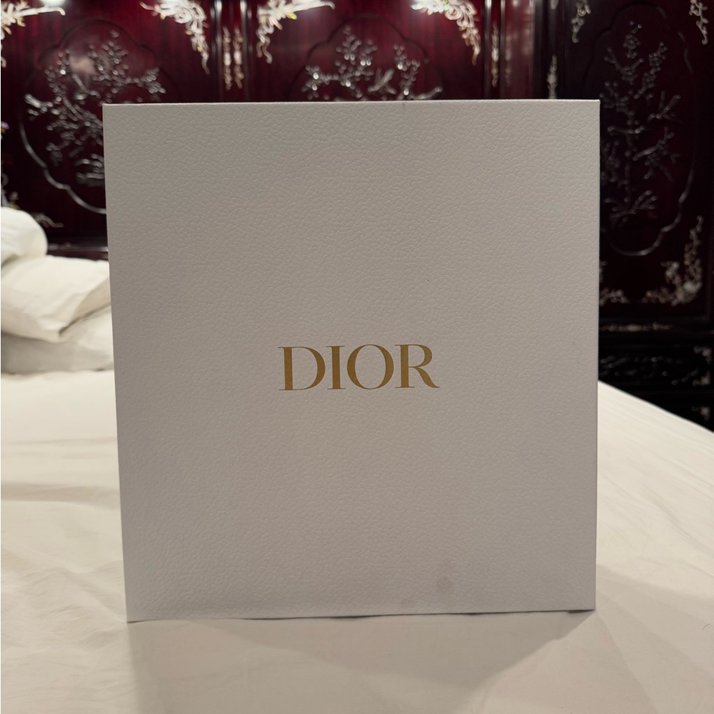 Dior Box